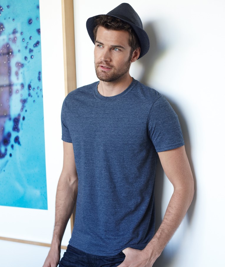 CAMISETA GILDAN SOFTSTYLE