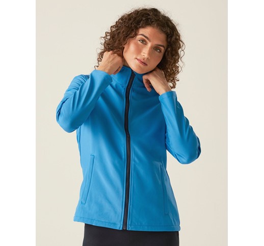CHAQUETA SOFTSHELL ABLAZE PARA MUJER
