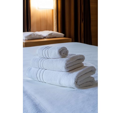 OLIMA HIGH-QUALITY HOTEL TOWEL