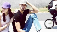 Sedaj je pravi čas za kratke majice in poletne kape