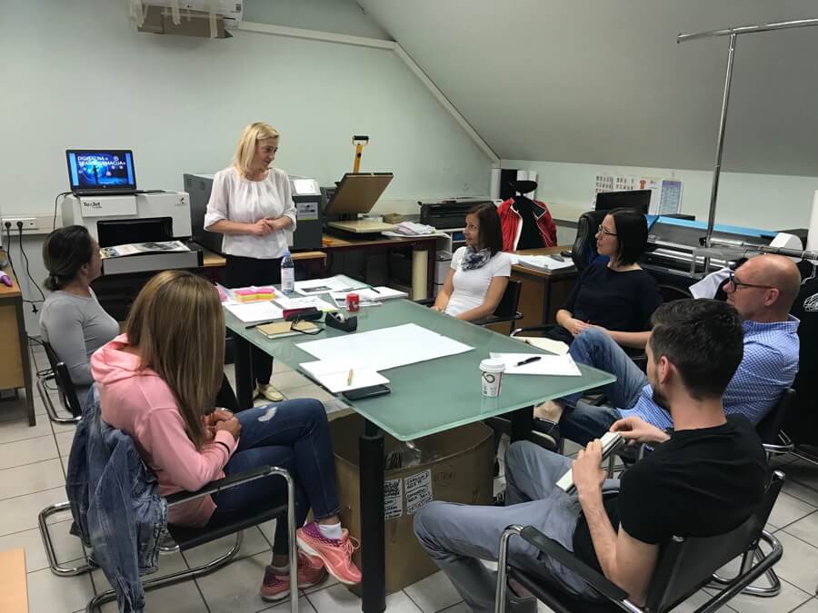 Krepitev kompetenc v okviru razpisa E-POSLOVANJE 2019-2022