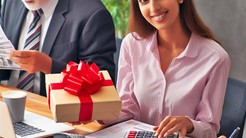 Davčni vidik obdarovanja poslovnih partnerjev, kupcev in zaposlenih