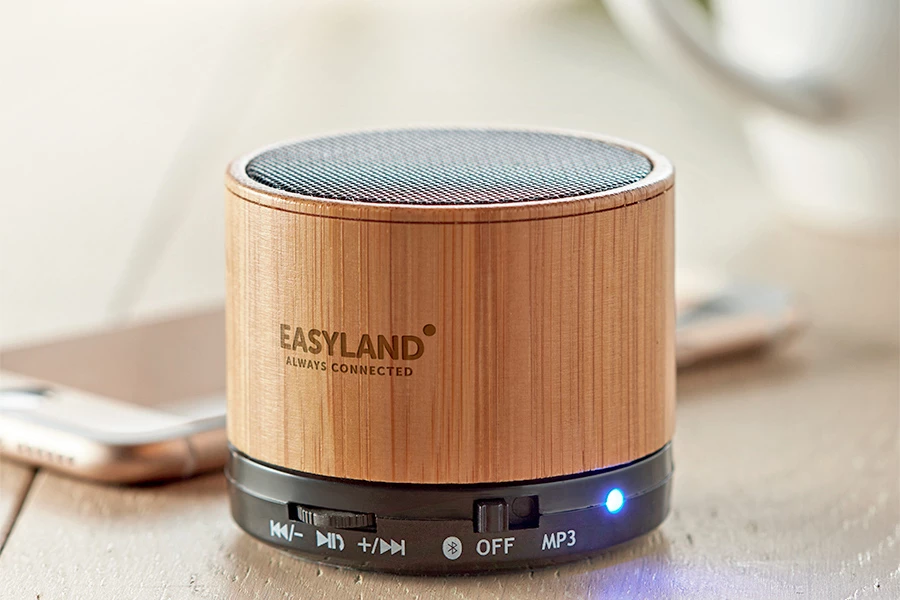 round bamboo bluetooth zvočnik
