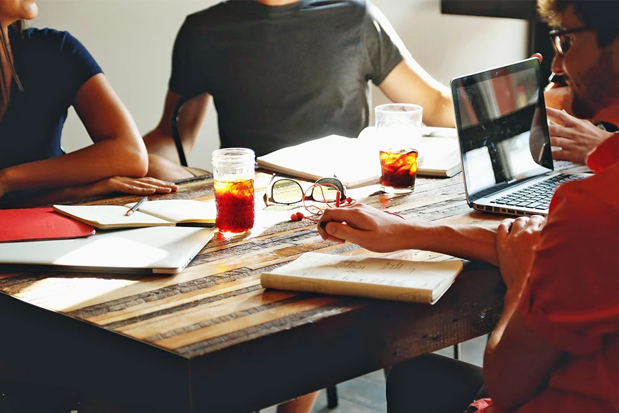 timely planning of corporate gifts determines the success of a project