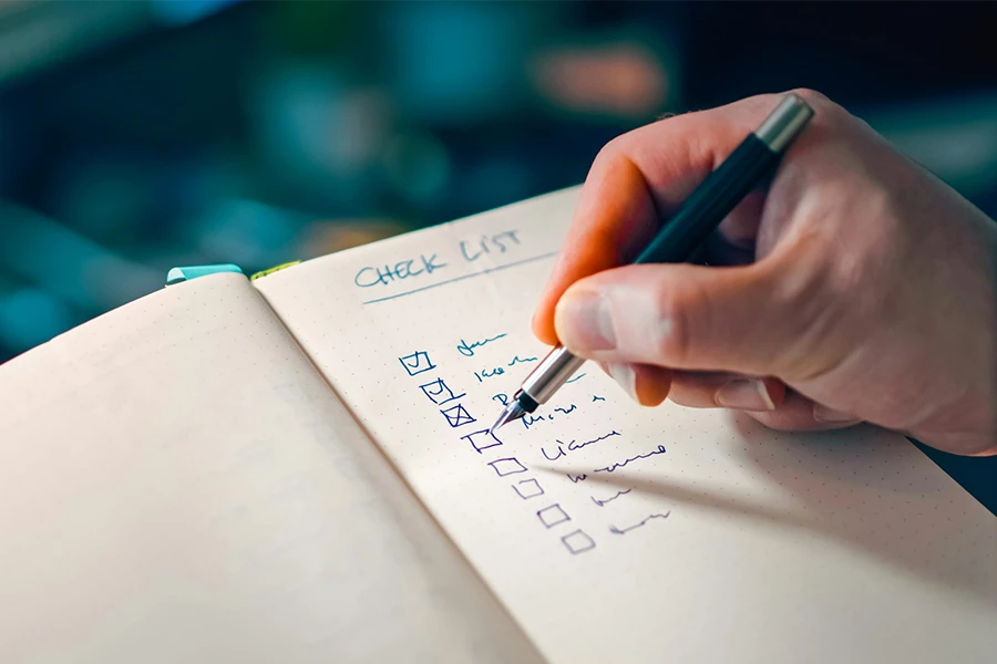 a practical checklist for effective promotional gift planning in 2026