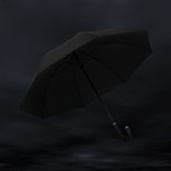 REGENSCHIRM MIT LUXURIÖSEM GRIFF SWISS PEAK VERO AWARE™ RPET 25”